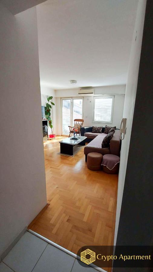 Crypto Apartment Szkopje Kültér fotó