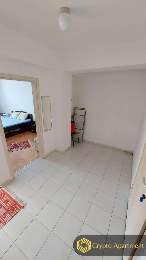 Crypto Apartment Szkopje Kültér fotó