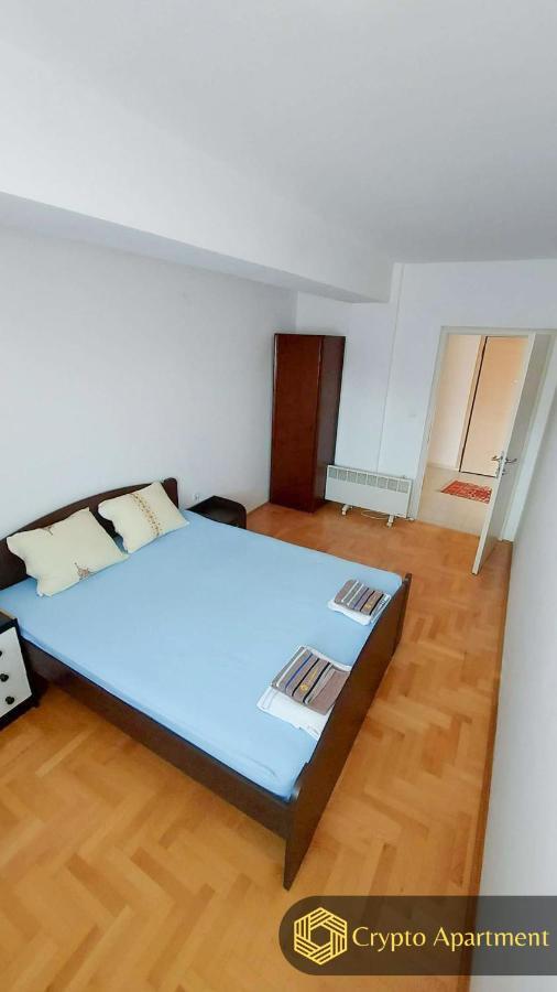 Crypto Apartment Szkopje Kültér fotó